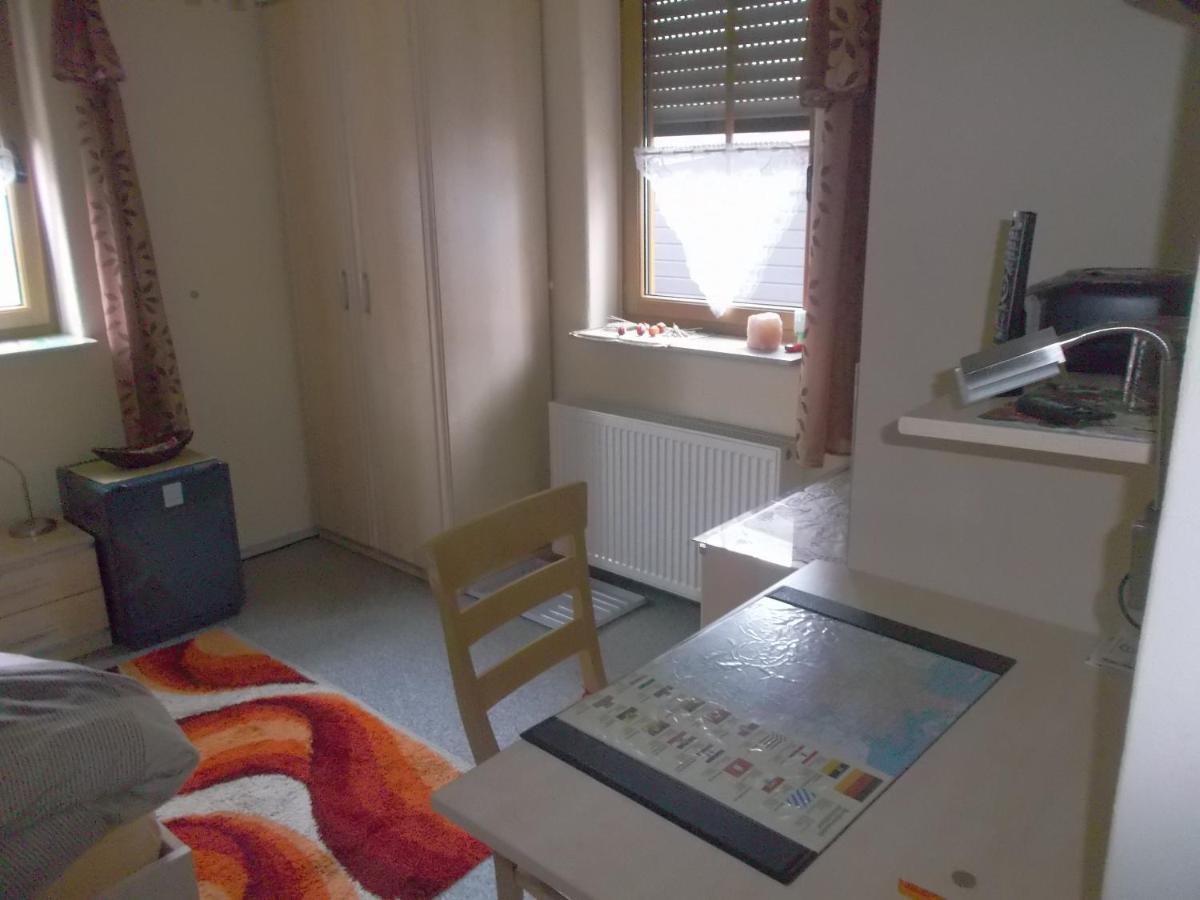 Pension/Fewo E. Tschernach Treuchtlingen Luaran gambar